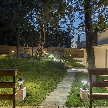 Luxury With A Swimming Pool - 13408 Villa *