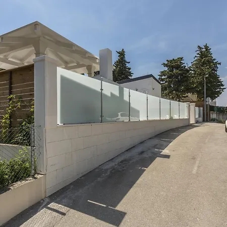 Luxury With A Swimming Pool - 13408 Villa Split