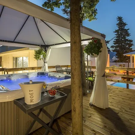 Luxury With A Swimming Pool - 13408 * Сплит