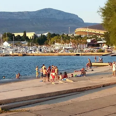 ヴィラ Luxury With A Swimming Pool - 13408