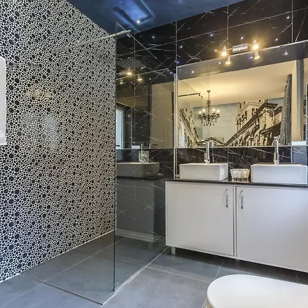 Luxury With A Swimming Pool - 13408 ヴィラ *